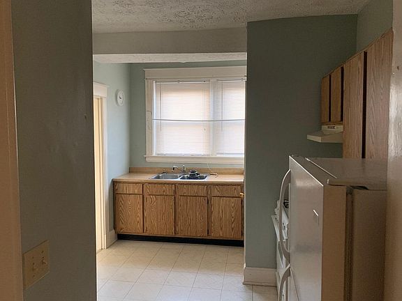 2nd image of 5018 Marion Ave APT 2