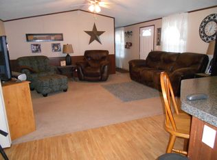 211 W 6th St, Elk City, OK 73644