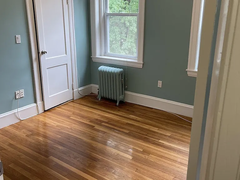 235 Freeman St #6 — Photo 14
