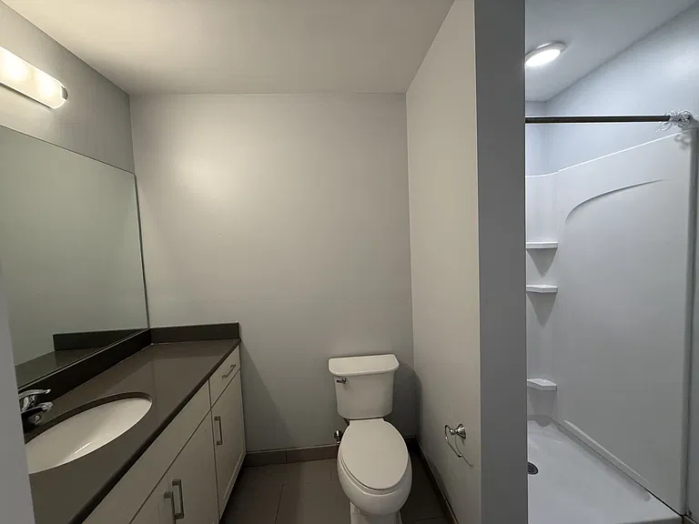 hallway bath1