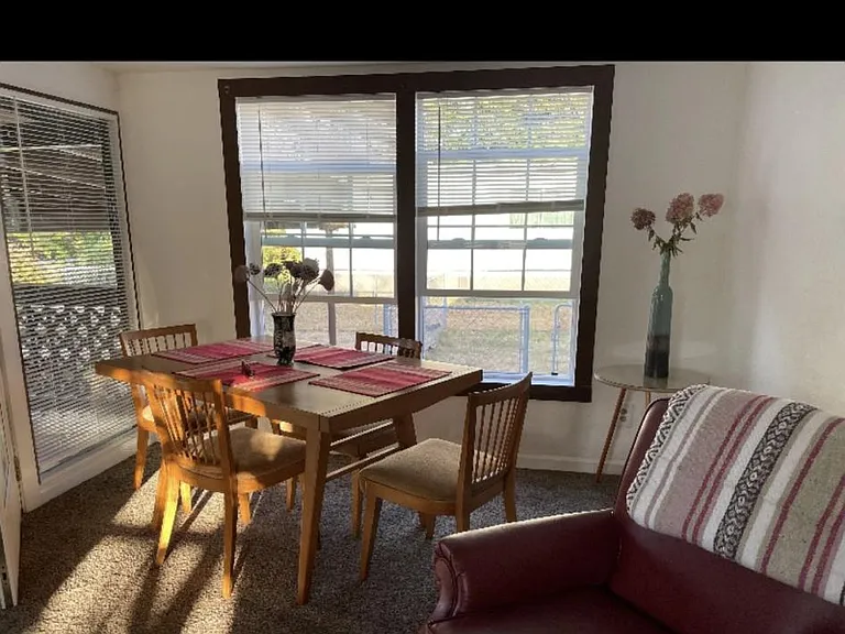 60 Terry Ct — Photo 11