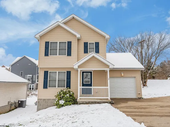 2 Antietam Dr, Morgantown, WV 26508