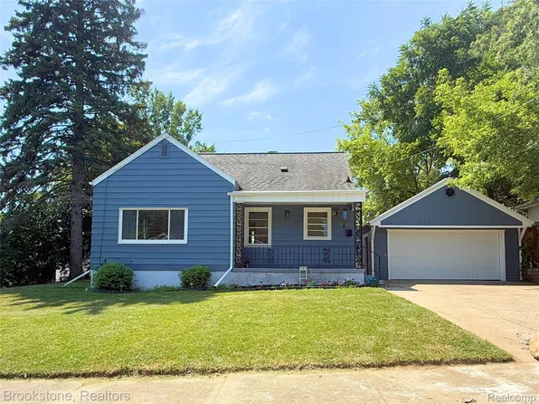 1430 Brabyn Ave, Flint, MI 48503