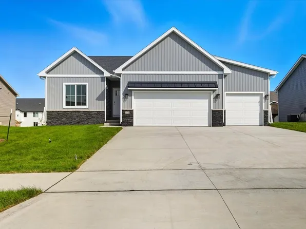 575 NW Prairie Rose Ln, Waukee, IA 50263