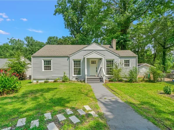 1053 Blount Pl, East Pt, GA 30344