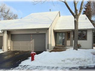 8435 Rice Lake Rd, Osseo, MN 55369