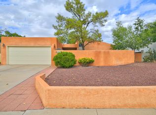 5609 Cambria Rd NW, Albuquerque, NM 87120
