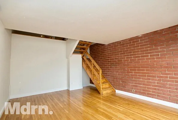 Rented by Mdrn Residential | media 2