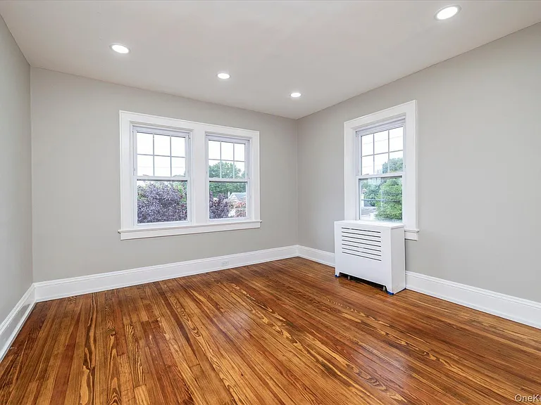 127 Smith St #2 — Photo 10