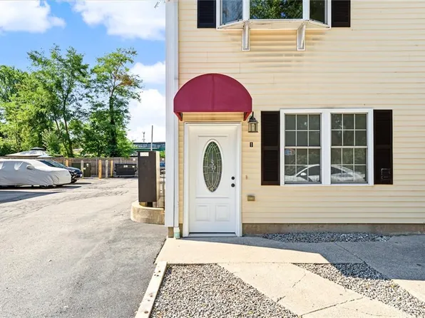102 Dixon St #1, Providence, RI 02907