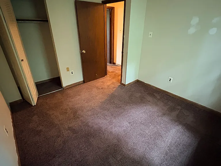 420 Billingsport Rd #F — Photo 4