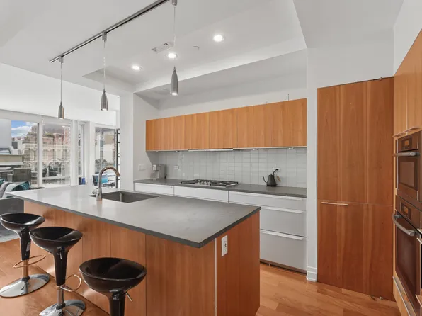 135 West 14th Street image 8 of 14