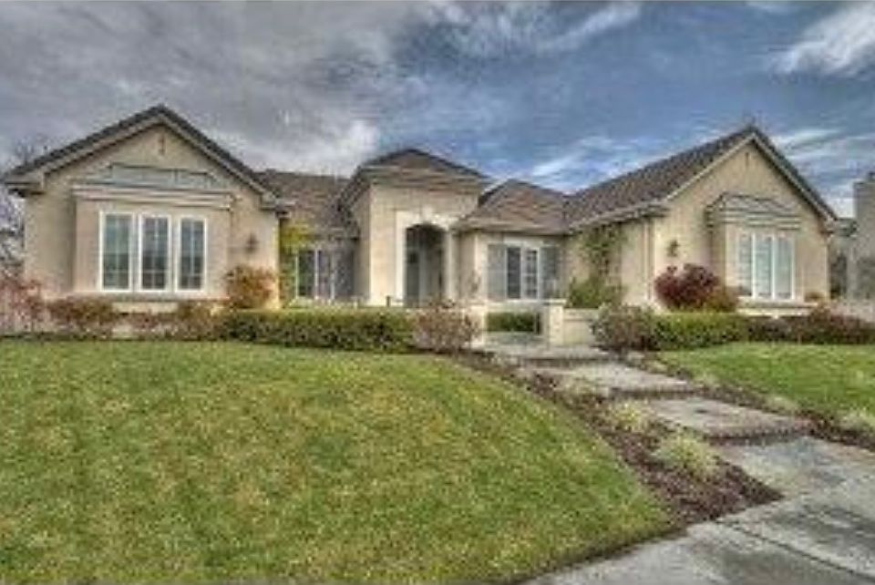 1st image of 2192 Briar Hills Ct