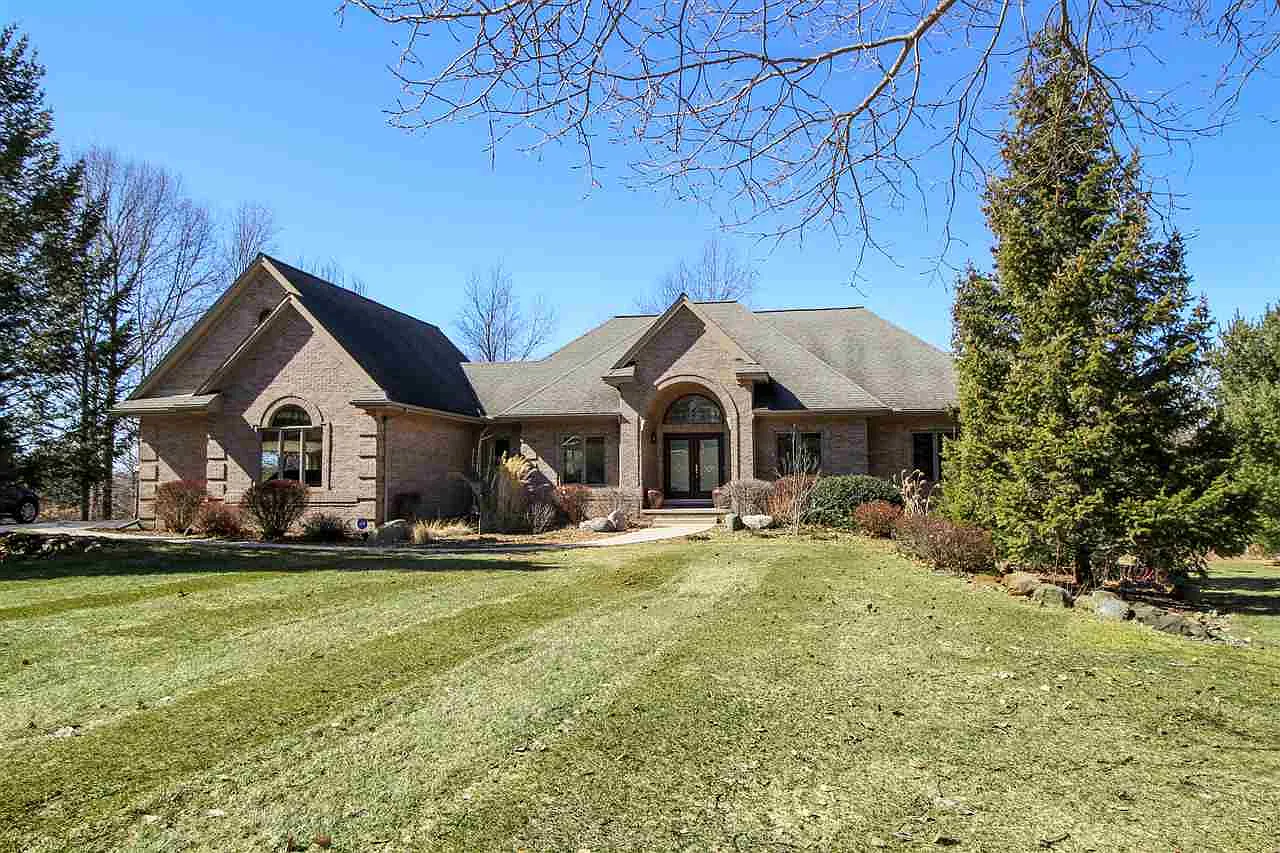 5573 Clarkston Ridge Dr photo 1
