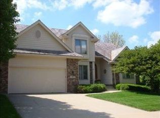 14917 Ohio St, Omaha, NE 68116