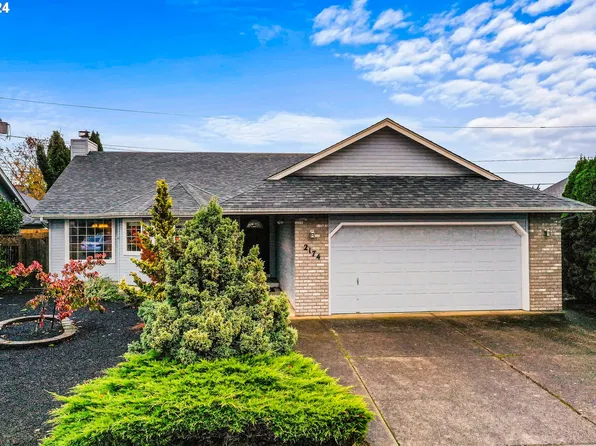 2174 Bonnie Ln, Springfield, OR 97477