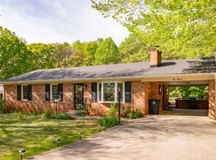400 College Park Dr, Lynchburg, VA 24502