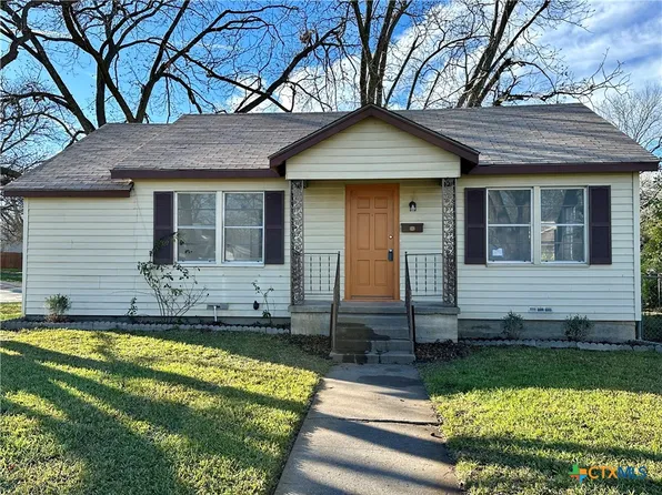1002 N 12th St, Temple, TX 76501