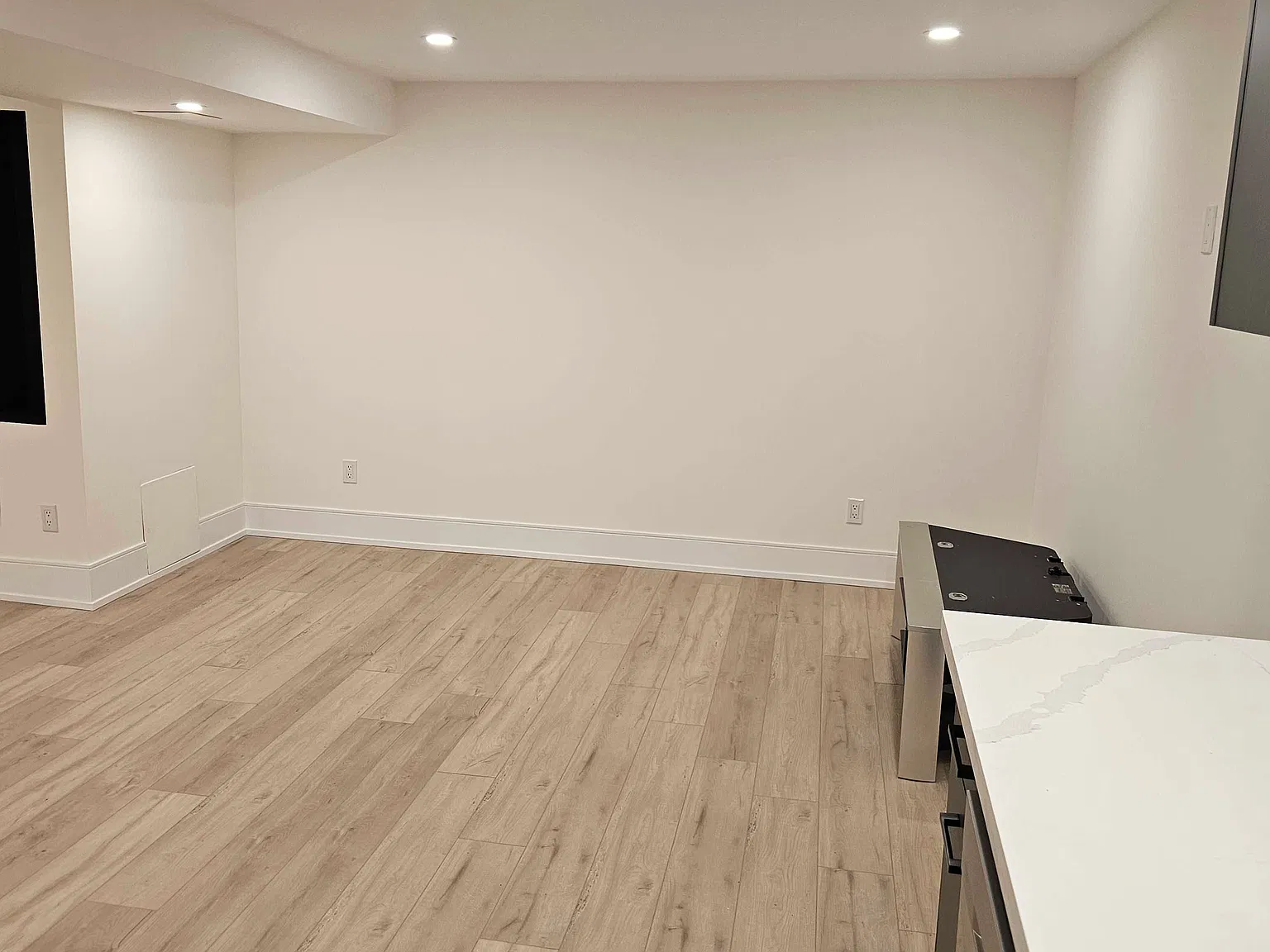 2 bed, $2,000 — Photo 4