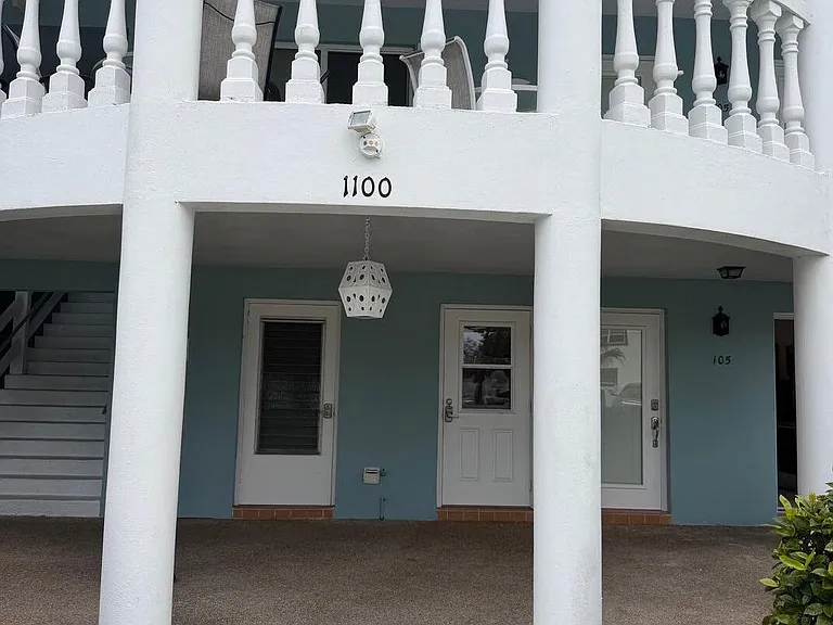 1100 Pine Dr #102 — Photo 25