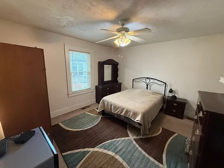 2340 Newnan St #2 — Photo 5