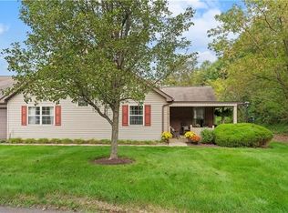 145 Barrington Dr, Oakdale, PA 15071