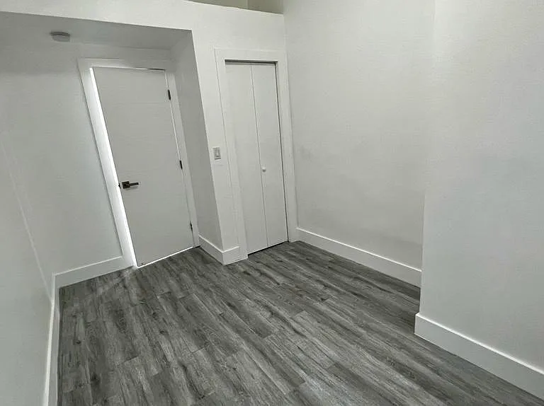 1033 NW 3rd Ave #2 — Photo 6
