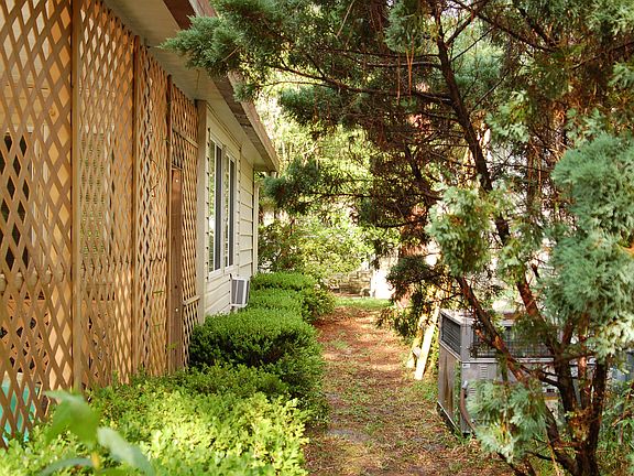 2nd image of 8685 NW 41st Ter