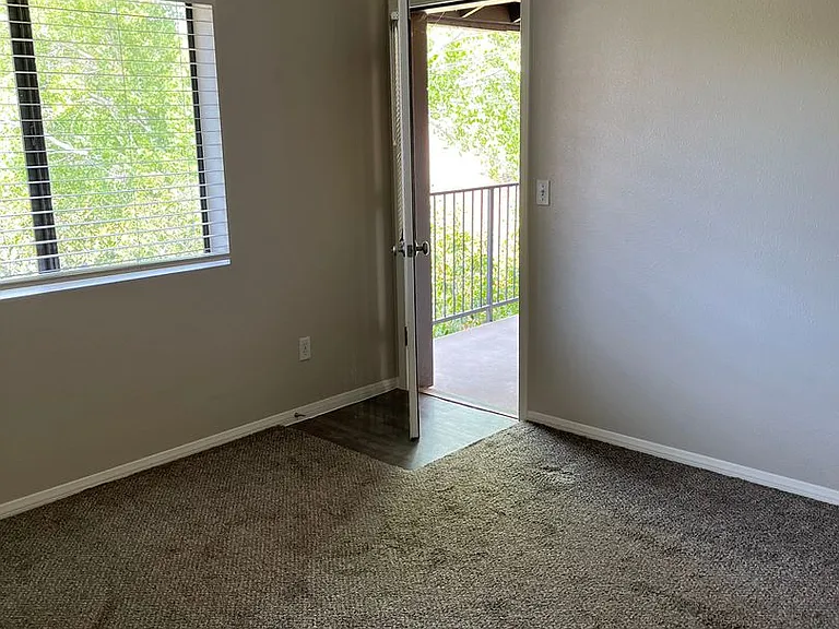 S-1031 Villa Cortez Apartments — Photo 12
