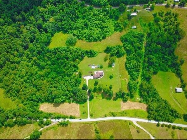 270 Old Post Rd #A, Prosperity, PA 15329