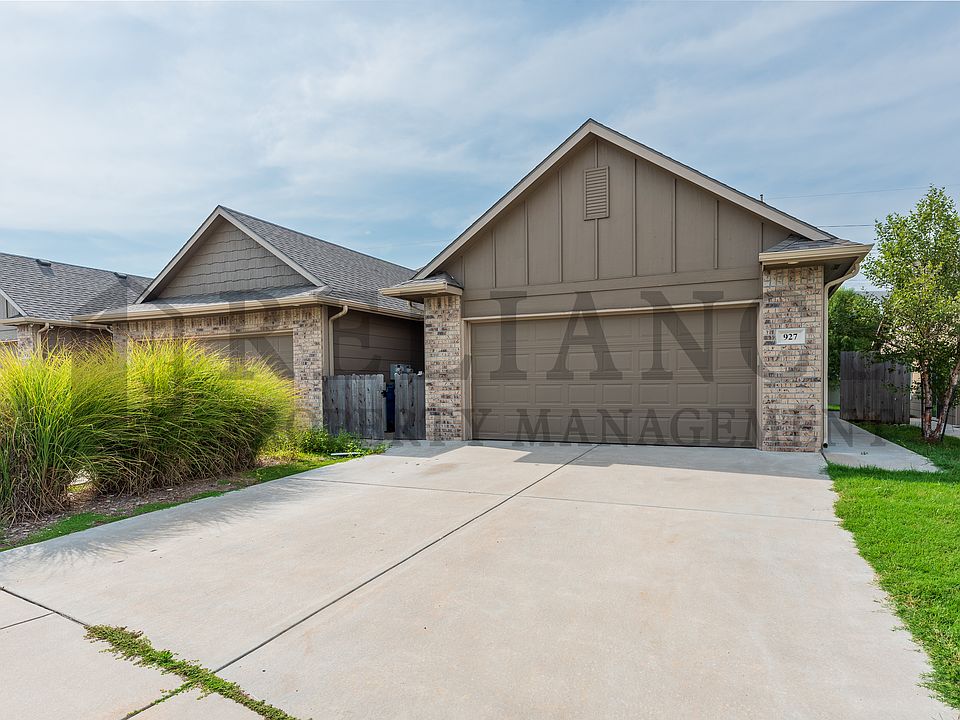 1st image of 927 W Onewood Pl