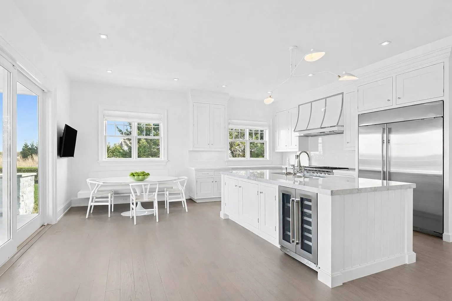 Water Mill Estate with Panoramic Farm Field Views — Photo 4