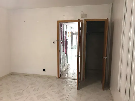 Rented by Mega Homes Realty INC | media 10