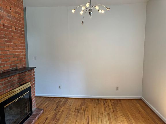 3rd image of 706-708 Summerlea St #S5