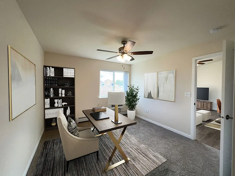 713 Caroline St — Photo 312