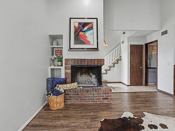 2nd image of 7204 Edenborough Dr