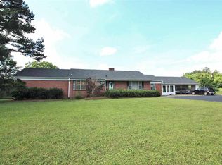 446 Boone Ln, Jackson, TN 38301