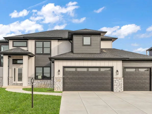 9513 Corydalis Ave, Saint John, IN 46373