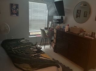 6123 113th St APT 502, Seminole, FL 33772