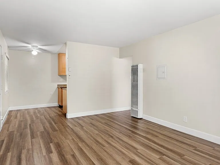 2557 Sir Francis Drake Blvd #1 — Photo 9
