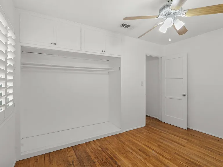 413 Adlena Dr — Photo 8