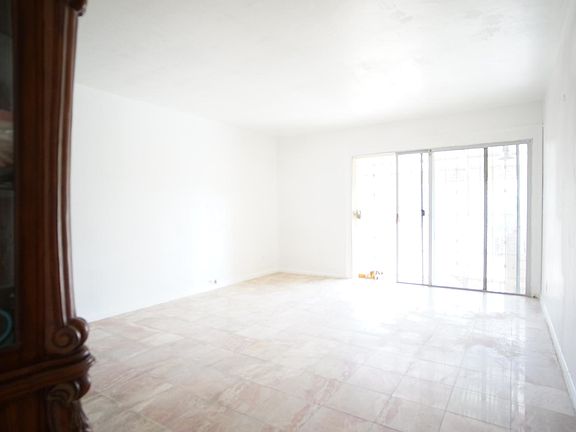 3rd image of 3618 Suffolk Dr