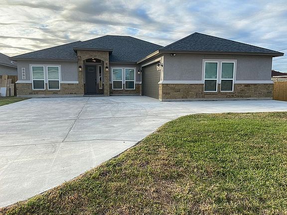 3rd image of 3001 Oakdale Crossing Ct