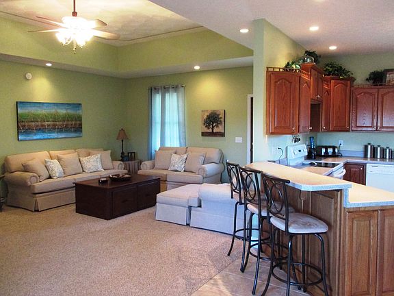 4th image of 115 Brownfield Dr