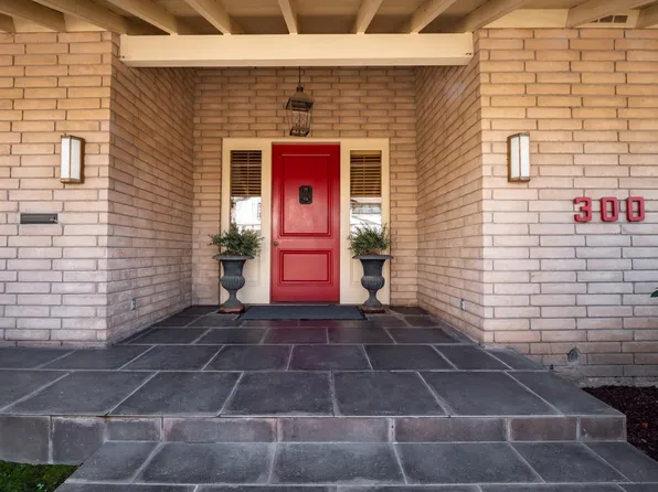 300 Alice Ave, Modesto, CA 95354