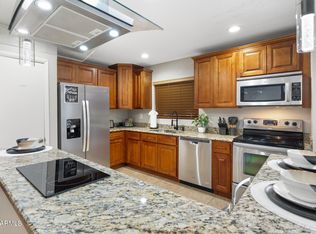 8570 E Indian School Rd #E, Scottsdale, AZ 85251