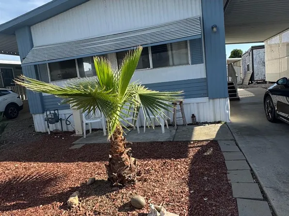 1218 E Cleveland Ave Space 98, Madera, CA 93638