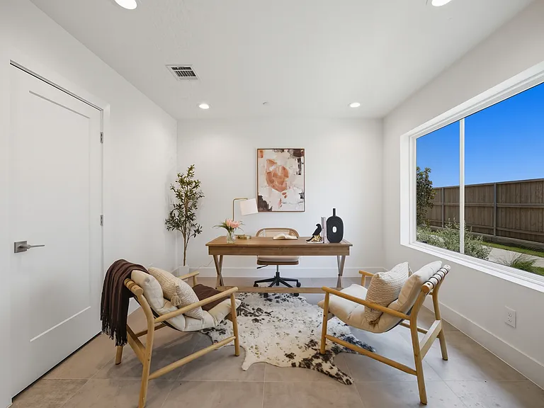 4517 Munger Ave #101 — Photo 18