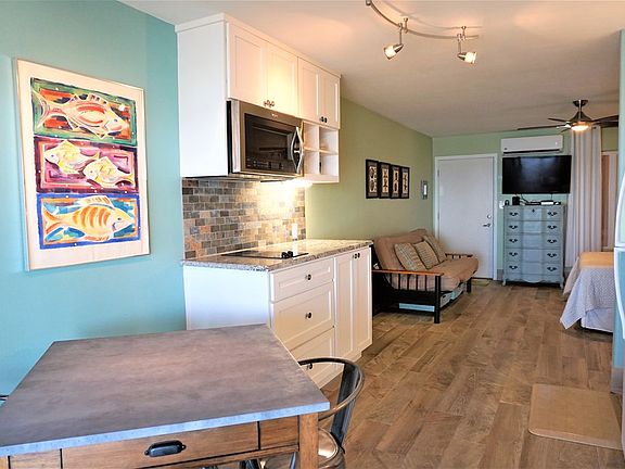 2nd image of 200 W Kingfish St #105-B