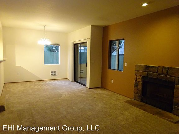 3rd image of 9911 NE 134th Ct APT 03